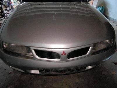 Mitsubishi Carisma