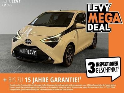 Gebraucht Toyota Aygo X-play 72 PS (52 kW) 2020 White metallic Kleinwagen