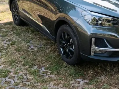 Gebraucht SWM G05 145 PS (106 kW) 2025 Grau SUV