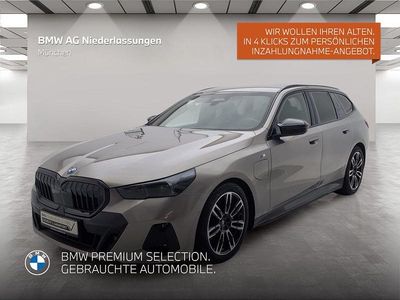 Gebraucht BMW 550e Sport Line 313 PS (230 kW) 2024 Grau Kombi