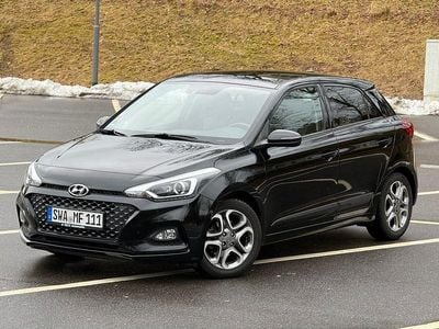 Gebraucht Hyundai i20 Active 101 PS (74 kW) 2019 Schwarz Kleinwagen
