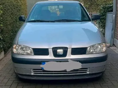 Second-hand Seat Ibiza 2000 Argintiu Hatchback