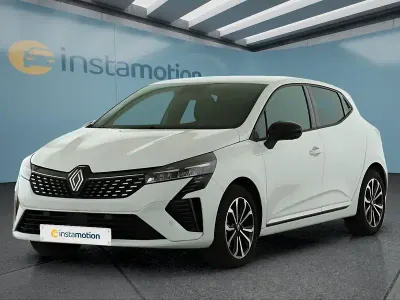 Gebraucht Renault Clio Techno 143 PS (105 kW) 2025 Weiß Kleinwagen