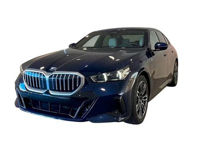 Second-hand BMW 530e M Sport 299 CP (219 kW) 2025 Albastru Berlinǎ