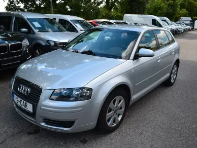Gebraucht Audi A3 Ambiente 105 PS (77 kW) 2007 Eissilber Kleinwagen