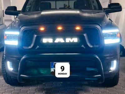 gebraucht Dodge Ram 5,7 L BIG HORN IN BLACK CRYSTAL PEARL