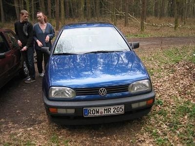 Blau metallic Gebraucht 1994 VW Golf III Kleinwagen | 1.200 €