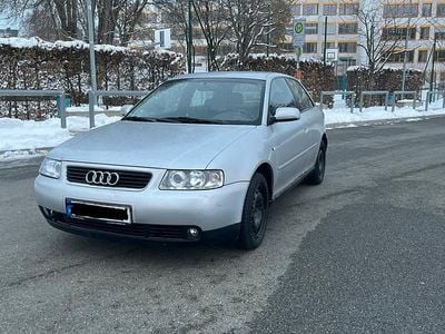 Silber Gebraucht 2002 Audi A3 Kleinwagen | 1.000 € (Guter Preis)