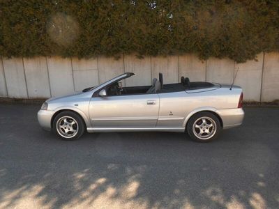 Gebraucht Opel Astra Cabriolet 101 PS (74 kW) 2002 Silber Cabrio