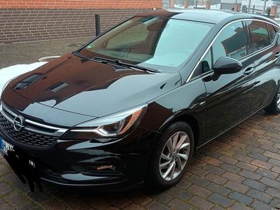 Schwarz Gebraucht 2019 Opel Astra Innovation Limousine | 13.800 € (Fairer Preis)