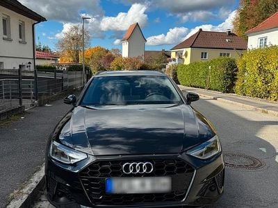 Używany Audi A4 S-Line 190 KM (139 kW) 2021 Czarny Kombi