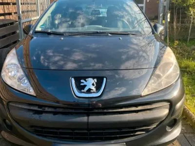 Gebraucht Peugeot 207 73 PS (53 kW) 2007 Schwarz Limousine