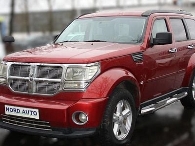 Gebraucht Dodge Nitro 177 PS (130 kW) 2010 Rot SUV