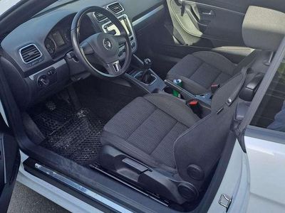 Usata VW Eos Basis 211 CV (155 kW) 2013 Bianco Cabrio