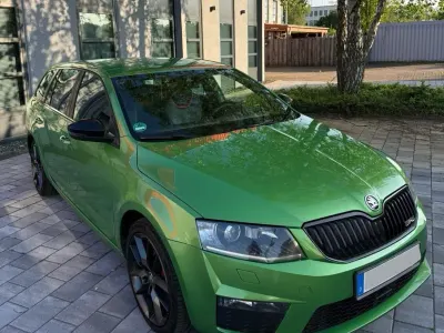 Gebraucht Skoda Octavia vRS 184 PS (135 kW) 2015 Grün Kombi