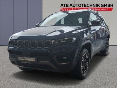 Blue shade metallic clear coat (blau) Gebraucht 2023 Jeep Compass Trailhawk SUV | 38.990 €