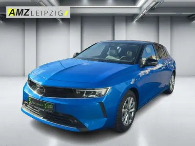 Gebraucht Opel Astra Elegance 131 PS (96 kW) 2023 Kobalt blau/vertigo blau Limousine