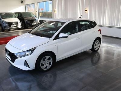 Gebraucht Hyundai i20 Select 101 PS (74 kW) 2020 Weiß Kleinwagen
