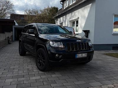 Gebraucht Jeep Grand Cherokee Overland 240 PS (176 kW) 2012 Schwarz SUV