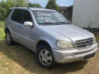 Mercedes ML400