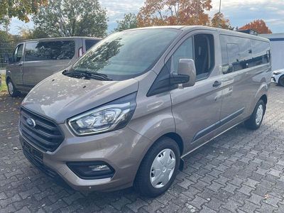 Gebraucht Ford Transit 131 PS (96 kW) 2018 Gold Van / Kleinbus
