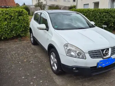 Gebraucht Nissan Qashqai Acenta 150 PS (110 kW) 2008 Weiß SUV