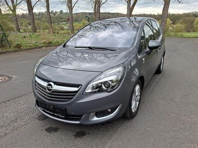 Usado Opel Meriva Active 140 HP (102 kW) 2017 Cinzento Monovolume