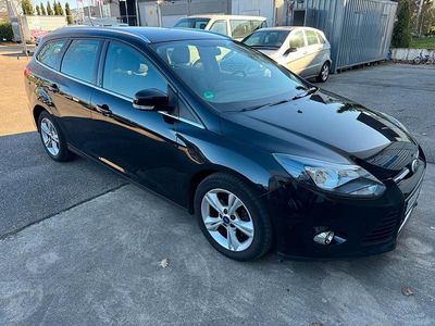 Gebraucht Ford Focus Champions Edition 116 PS (85 kW) 2012 Schwarz Kombi
