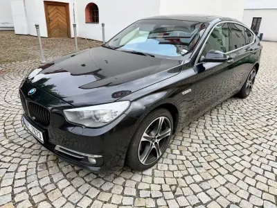 Gebraucht BMW 530 Sport Line 258 PS (189 kW) 2014 Schwarz Limousine