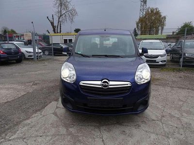 Gebraucht Opel Combo Life 120 PS (88 kW) 2016 Blau Kleinwagen