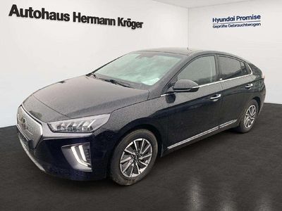 Phantom black / mic Gebraucht 2021 Hyundai Ioniq Style Kleinwagen | 19.590 € (Etwas zu teuer)