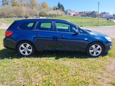 Używany Opel Astra Design Edition 160 KM (117 kW) 2010 Niebieski Kombi