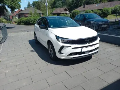 Gebraucht Opel Grandland X 131 PS (96 kW) 2024 Weiß SUV