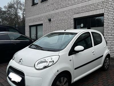 Weiß Gebraucht 2005 Citroën C1 Kleinwagen | 1.690 €