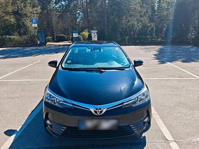 Gebraucht Toyota Corolla Comfort 132 PS (97 kW) 2017 Schwarz Limousine