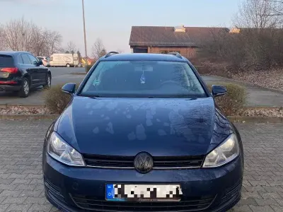 Gebraucht VW Golf VII 105 PS (77 kW) 2014 Blau Kombi