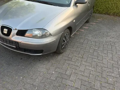 Gebraucht Seat Ibiza 75 PS (55 kW) 2002 Grau Kleinwagen