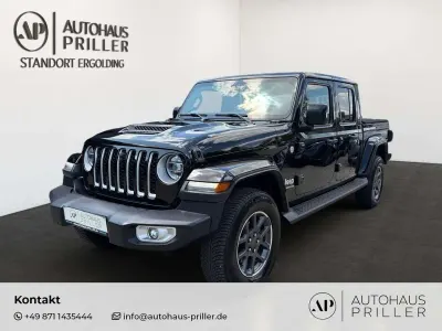 Gebraucht Jeep Gladiator Overland 264 PS (194 kW) 2021 Black clear coat Pickup