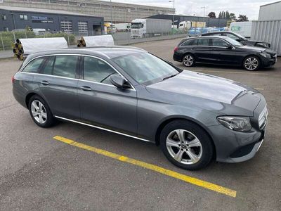 Mercedes E220