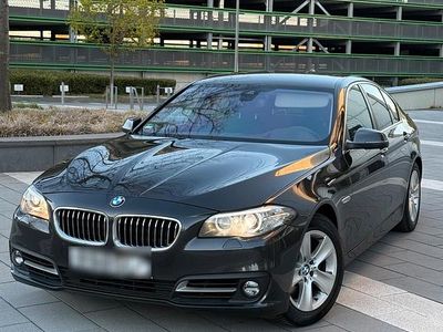 Gebraucht BMW 520 190 PS (139 kW) 2015 Schwarz Limousine