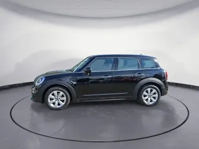 Gebraucht Mini One Countryman 102 PS (75 kW) 2018 Schwarz SUV
