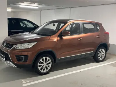Gebraucht Baic X35 111 PS (81 kW) 2020 Braun SUV