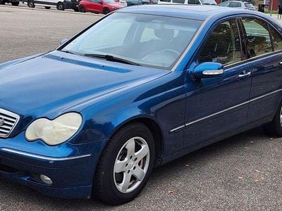 Mercedes C200