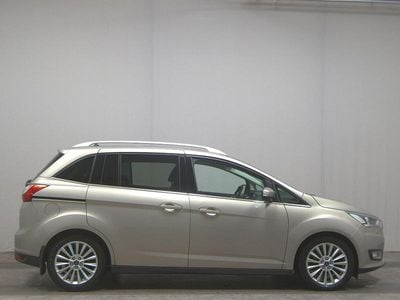 Titan grau metallic Gebraucht 2018 Ford Grand C-Max Titanium Van / Kleinbus | 12.950 € (Guter Preis)