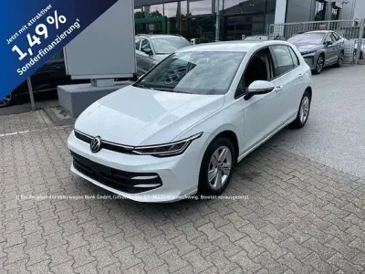 Gebraucht VW Golf VIII R 116 PS (85 kW) 2025 Pure white Limousine