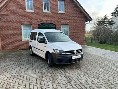 Begagnad VW Caddy Conceptline 102 HK (75 kW) 2019 Vit Minibuss