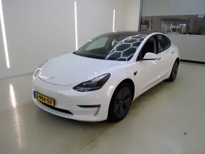 Second-hand Tesla Model 3 Long Range AWD 258 kW (351 CP) 2023 Alb Berlinǎ