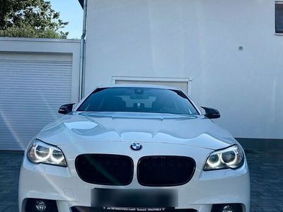 gebraucht BMW 535 in weiß d mit M-Paket