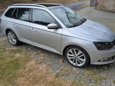 Gebraucht Skoda Fabia Style 110 PS (80 kW) 2015 Silber Kombi