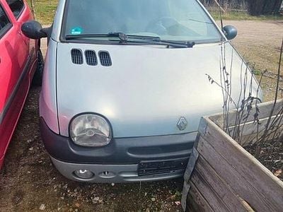 Gebraucht Renault Twingo 58 PS (42 kW) 2003 Silber Kleinwagen